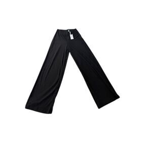 Chic High-Waisted Black Wide-Leg Pants | Comfortable Stretch | Casual or Formal